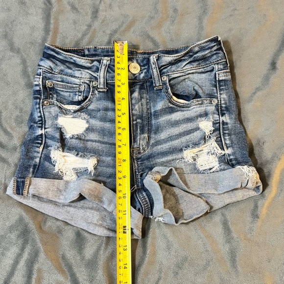 American Eagle Outfitters Blue Distressed Jean Shorts
#1068 - Picture 5 of 8